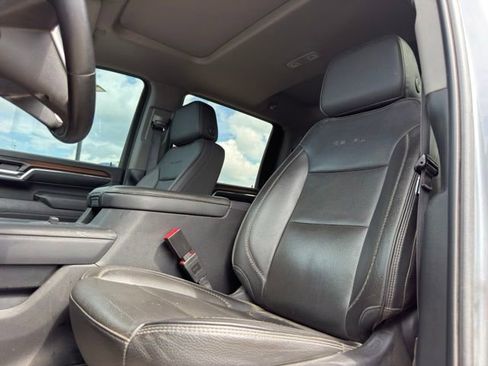 Used 2024 GMC Sierra 2500 Denali w/ Denali Reserve Package AWD/4WD image 12