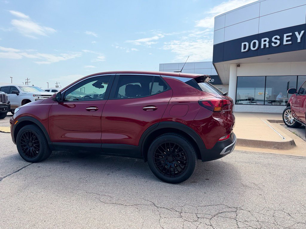 Used 2024 Buick Encore GX Preferred w/ Advanced Technology Package AWD/4WD image 7