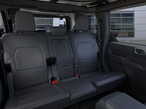 New 2025 Ford Bronco Badlands AWD/4WD image 11