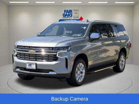 Used 2024 Chevrolet Suburban Premier AWD/4WD image 3