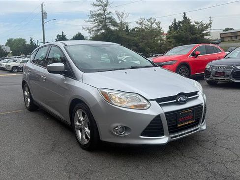 Used 2012 Ford Focus SE FWD image 3