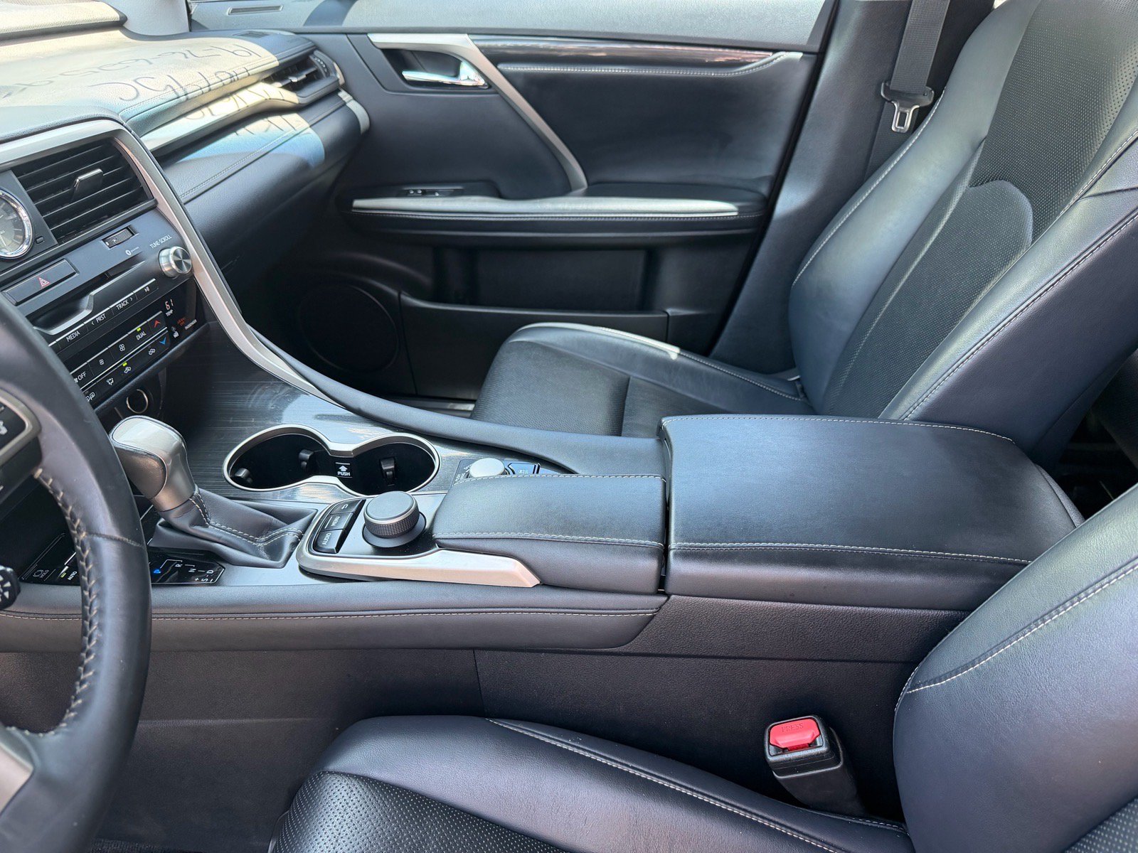 Used 2019 Lexus RX 350 FWD w/ Accessory Package image 12