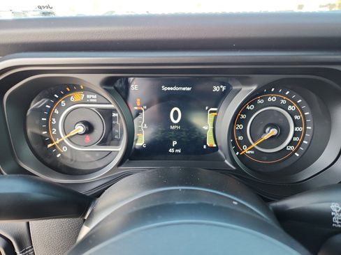 New 2025 Jeep Wrangler Unlimited Rubicon w/ Steel Bumper Group image 15