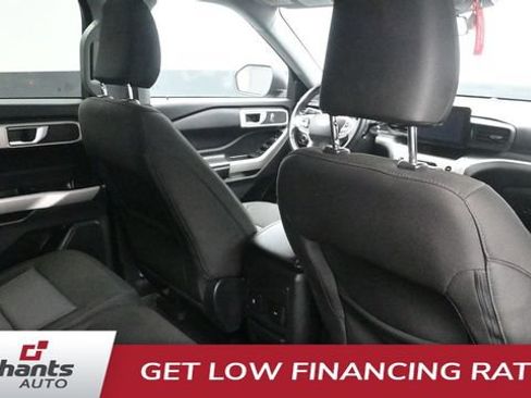 Used 2022 Ford Explorer XLT AWD/4WD image 12