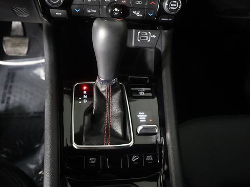 Used 2024 Jeep Compass Trailhawk AWD/4WD image 41