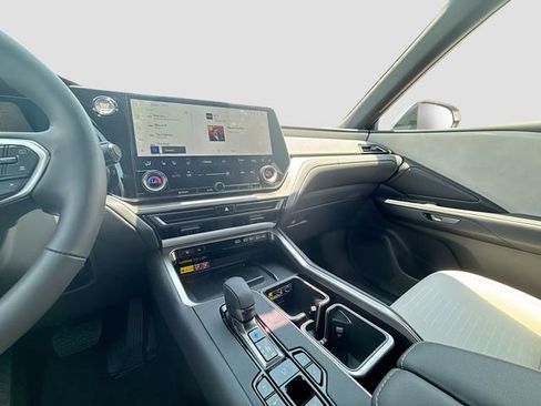 New 2026 Lexus TX 350 AWD image 30