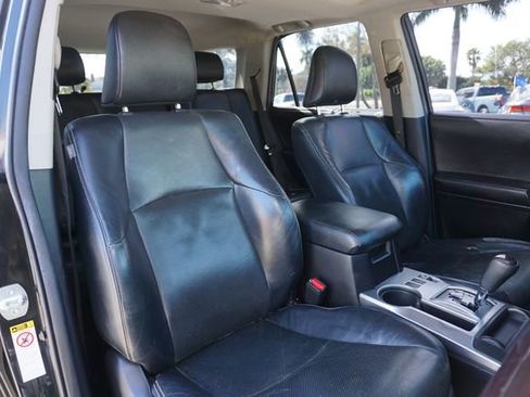 Used 2014 Toyota 4Runner Limited image 2