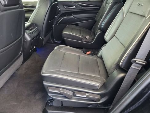 Used 2023 Cadillac Escalade Sport AWD/4WD image 15