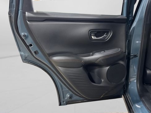 Used 2025 Honda HR-V Sport image 34