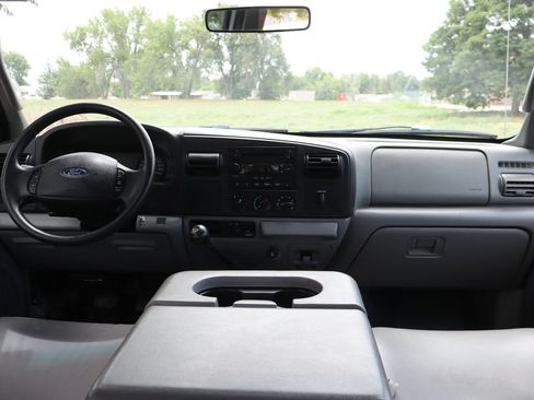 Used 2005 Ford F350 XL AWD/4WD image 17