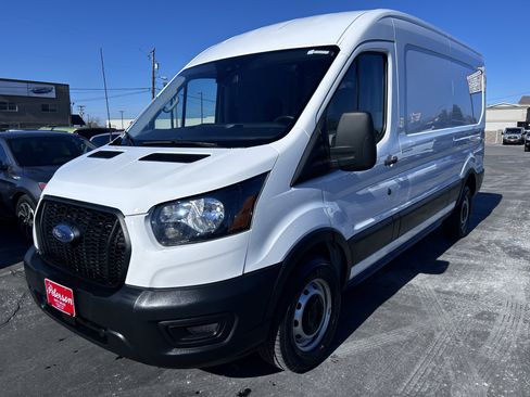 Used 2021 Ford Transit 250 image 2