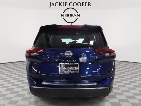 New 2026 Nissan Rogue SV w/ Cold Weather Package AWD/4WD image 6