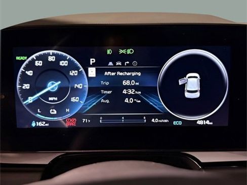 Used 2025 Kia Niro Wave image 14