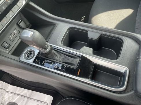 Used 2025 Nissan Sentra SV image 15