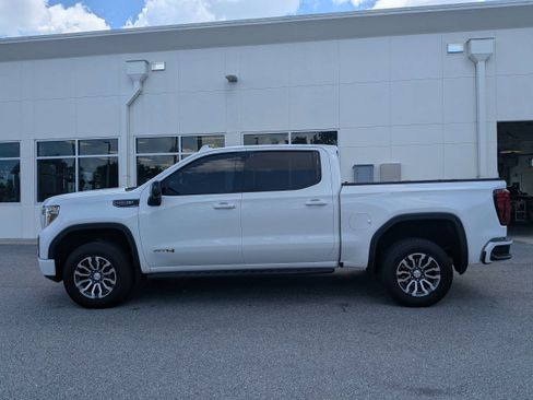 Used 2021 GMC Sierra 1500 AT4 w/ AT4 Premium Package AWD/4WD image 2