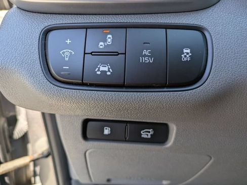 Used 2019 Kia Sorento SX AWD/4WD image 18