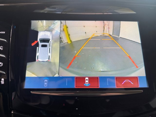 Used 2018 Cadillac Escalade Luxury AWD/4WD image 17