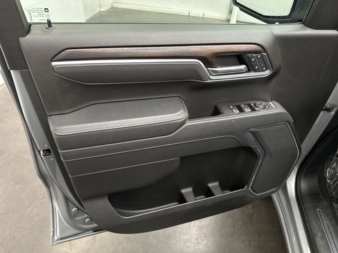 Used 2025 GMC Sierra 1500 SLT image 21