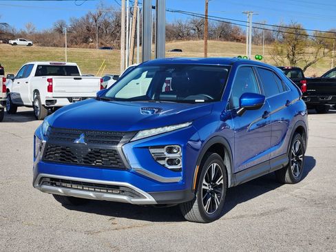 Used 2024 Mitsubishi Eclipse Cross SE image 3