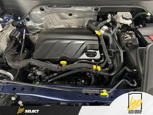 Used 2024 Chevrolet Trax LT w/ LT Convenience Package FWD image 31