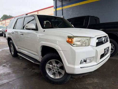 Used 2011 Toyota 4Runner SR5 RWD image 1