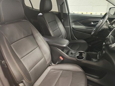 Used 2020 GMC Terrain SLT w/ Preferred Package image 10