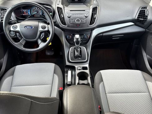Used 2017 Ford C-MAX SE image 12
