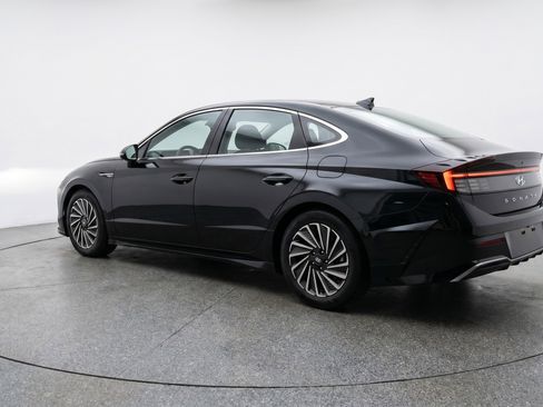 Used 2025 Hyundai Sonata SEL image 6