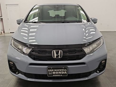 New 2026 Honda Odyssey Elite image 3