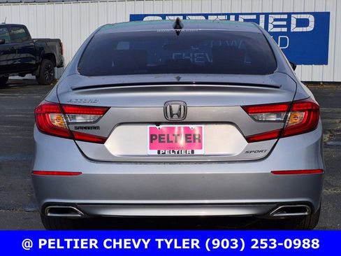 Used 2021 Honda Accord Sport image 5