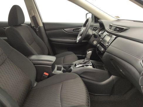 Used 2020 Nissan Rogue S FWD image 21