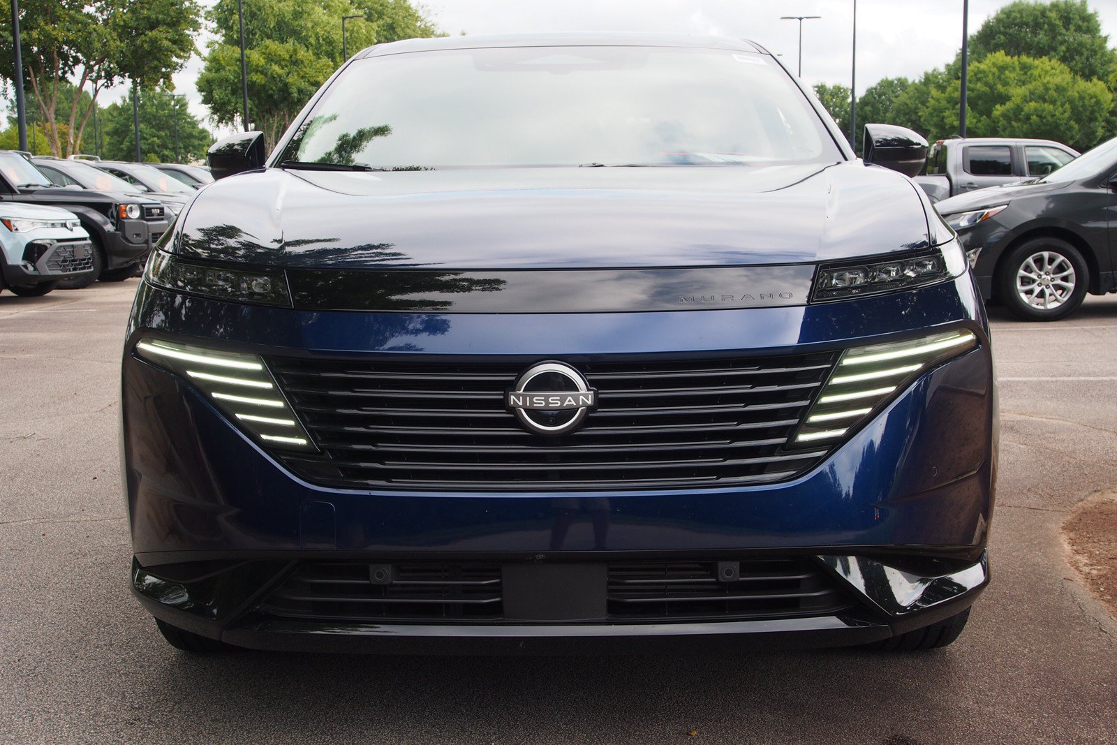 Used 2025 Nissan Murano Platinum w/ Cargo Package AWD/4WD image 2