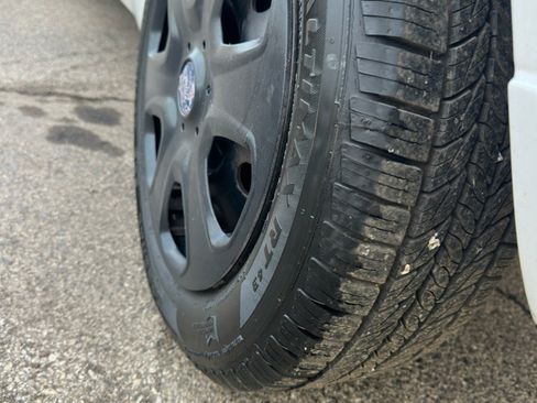 Used 2005 Ford Focus SE image 8