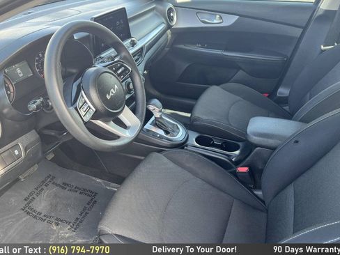 Used 2024 Kia Forte LXS FWD image 13