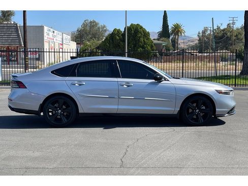 Used 2023 Honda Accord Sport image 7