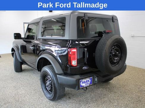 Used 2022 Ford Bronco 2-Door AWD/4WD image 3