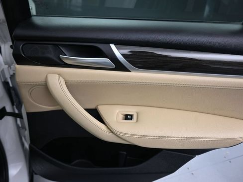 Used 2017 BMW X3 sDrive28i RWD image 35