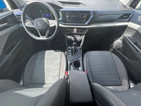 Certified 2022 Volkswagen Taos SE FWD image 10