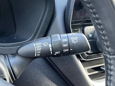 Used 2025 Toyota Grand Highlander AWD image 34
