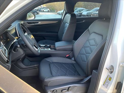 New 2026 Volkswagen Atlas Cross Sport SE image 11