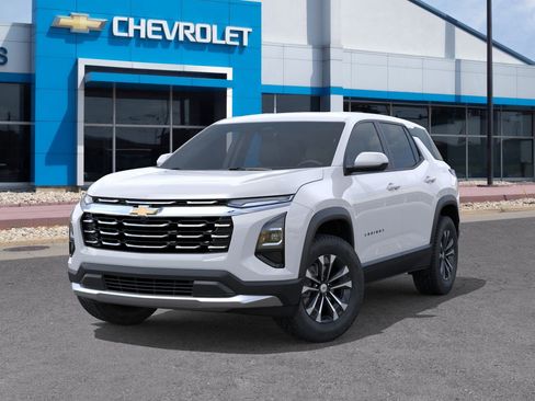 New 2026 Chevrolet Equinox LT image 6