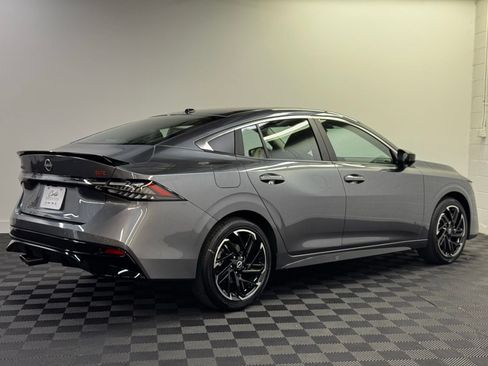 New 2026 Nissan Sentra SR FWD image 2