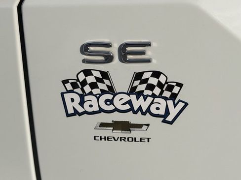 Used 2024 Volkswagen Atlas Peak Edition SE image 22