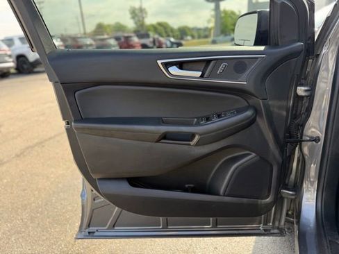 Used 2021 Ford Edge SEL w/ Convenience Package AWD/4WD image 11