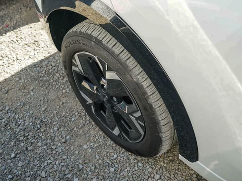 Used 2024 Kia Niro Wind FWD image 10