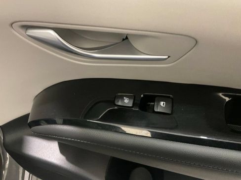 Used 2024 Hyundai Tucson Limited FWD image 15