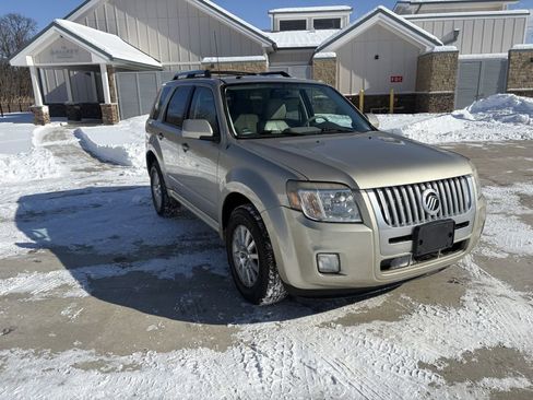 Used 2010 Mercury Mariner Premier image 14