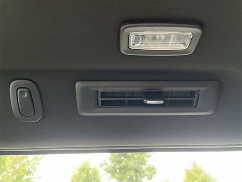 New 2026 GMC Yukon Denali w/ Sun & Power Step Package image 22