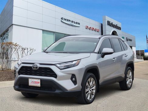Used 2024 Toyota RAV4 XLE Premium image 2