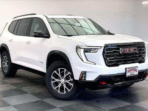 New 2026 GMC Acadia AT4 w/ Luxury Package AWD/4WD image 1